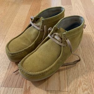 Clarks Wallabees